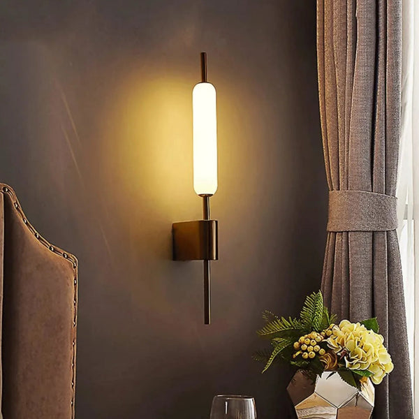 Modern Linea Vertical Sconce