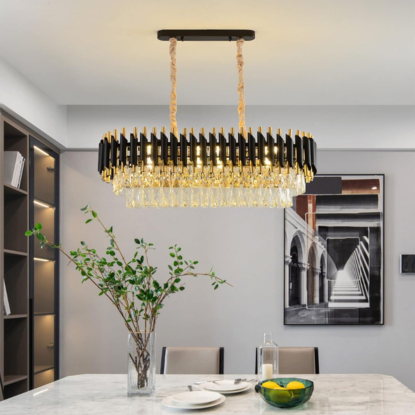 Opulent Onyx Gold Chandelier – Warm Elegant Glow