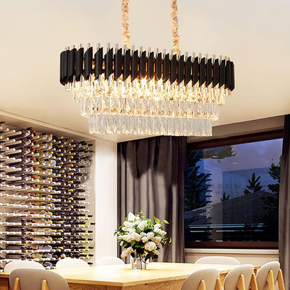 Opulent Onyx Gold Chandelier – Warm Elegant Glow