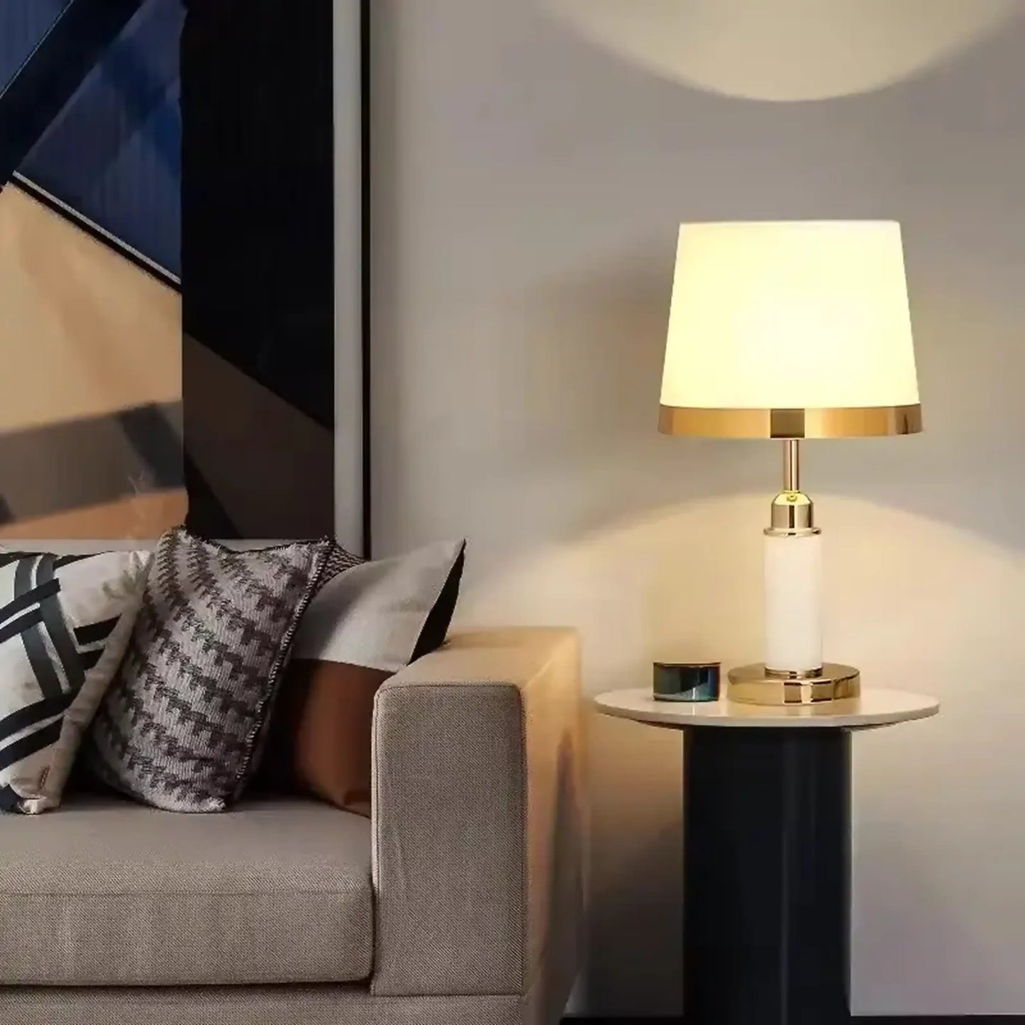 B&B Arthur Metal Table Lamp - White