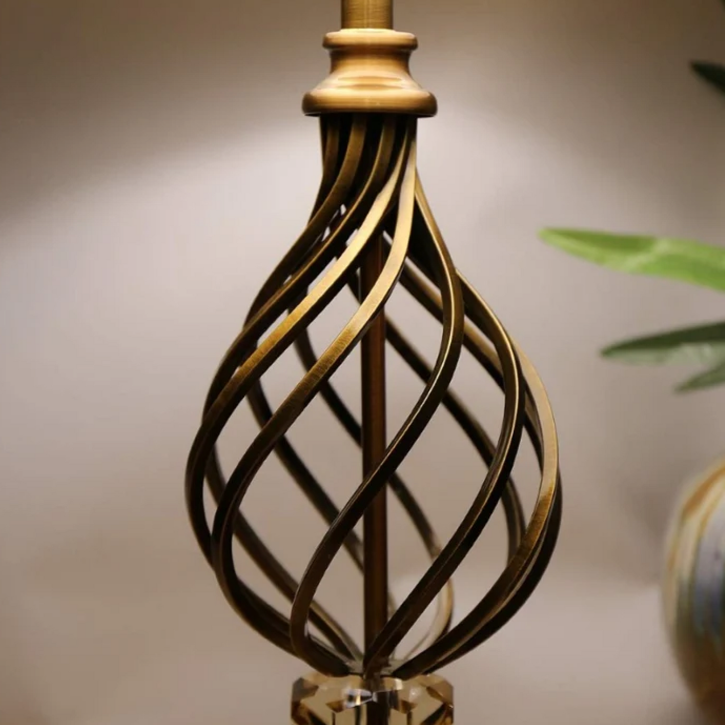 B&B Glow Table Lamp