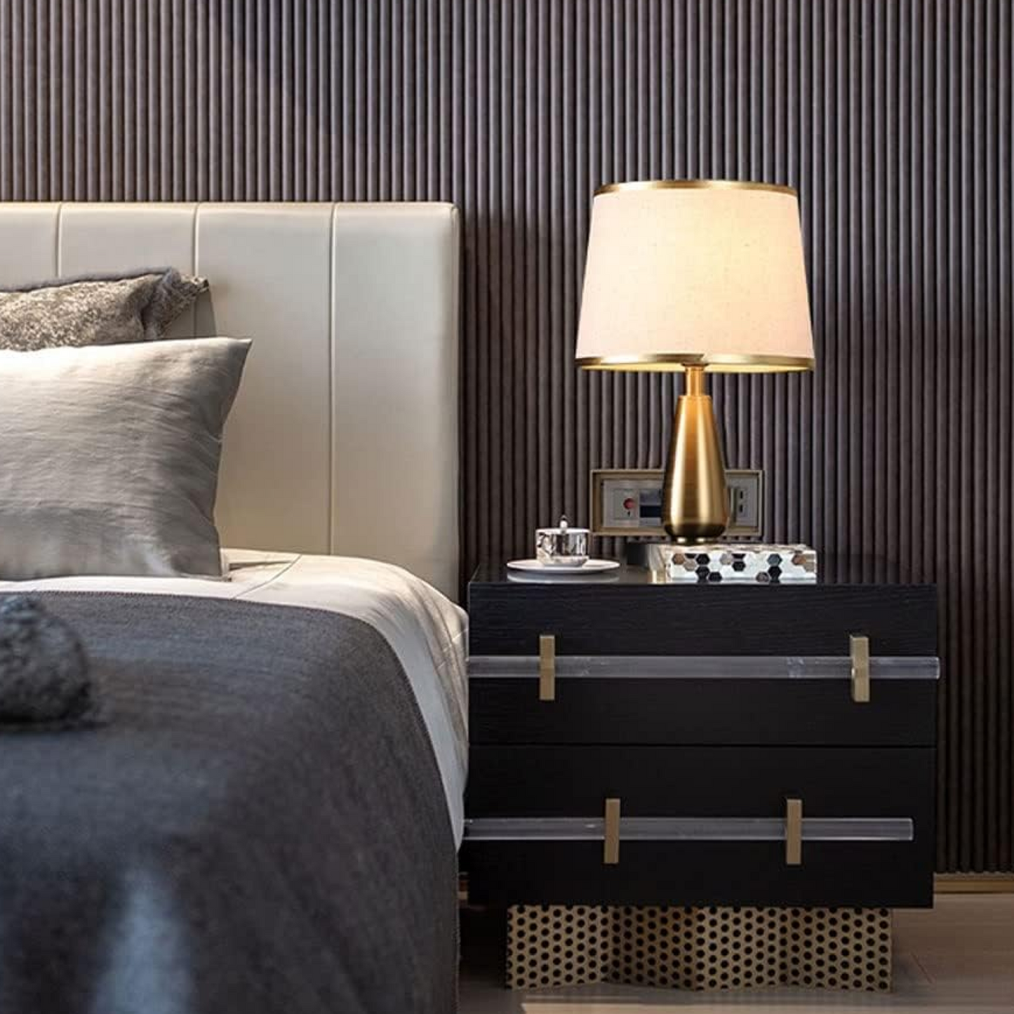B&B Modern Table Lamp