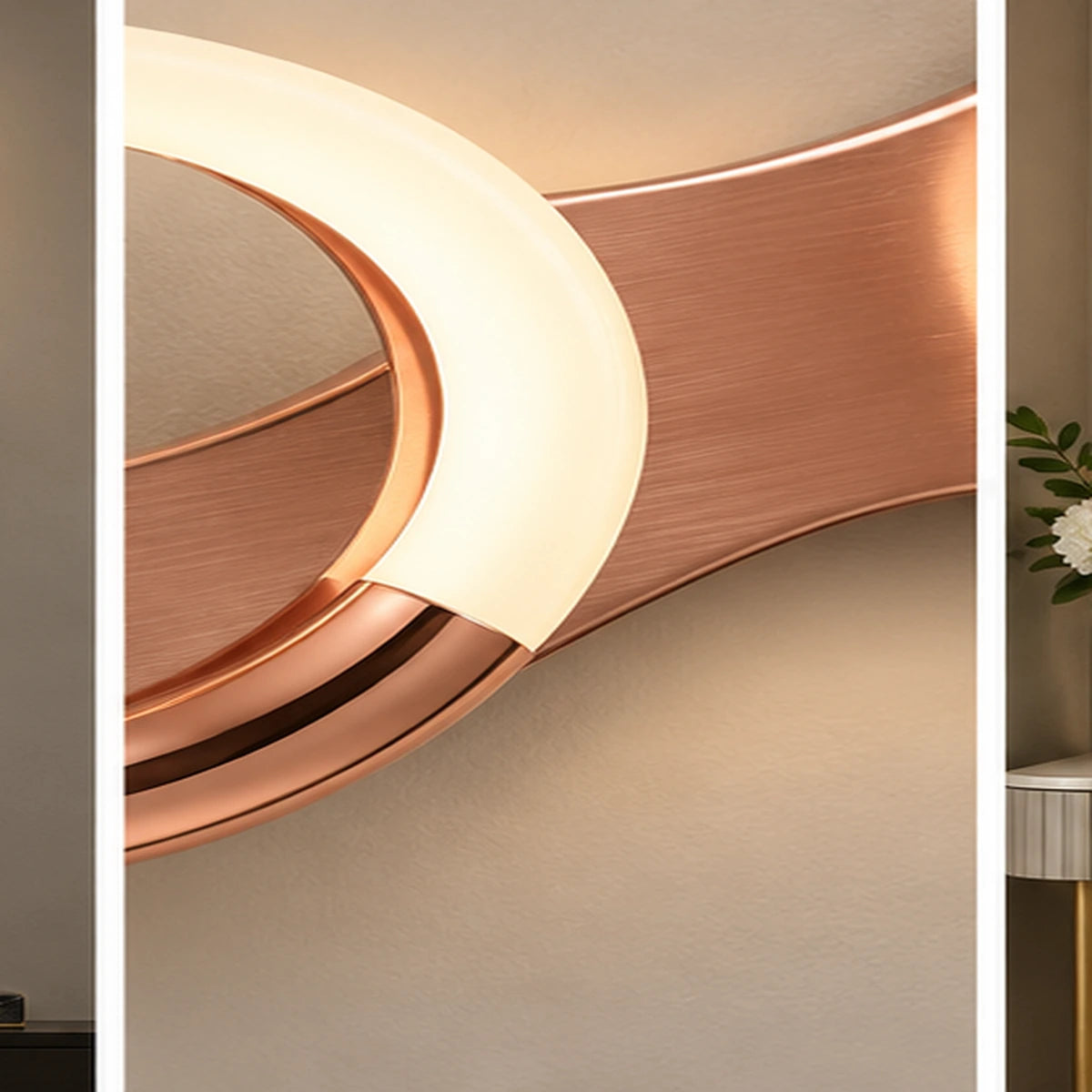 Close-up of oval LED ring and centre join