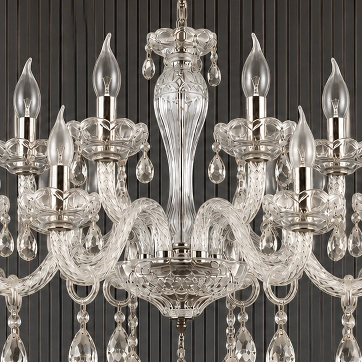 Close-up of the sculpted central glass column and crystal bowl