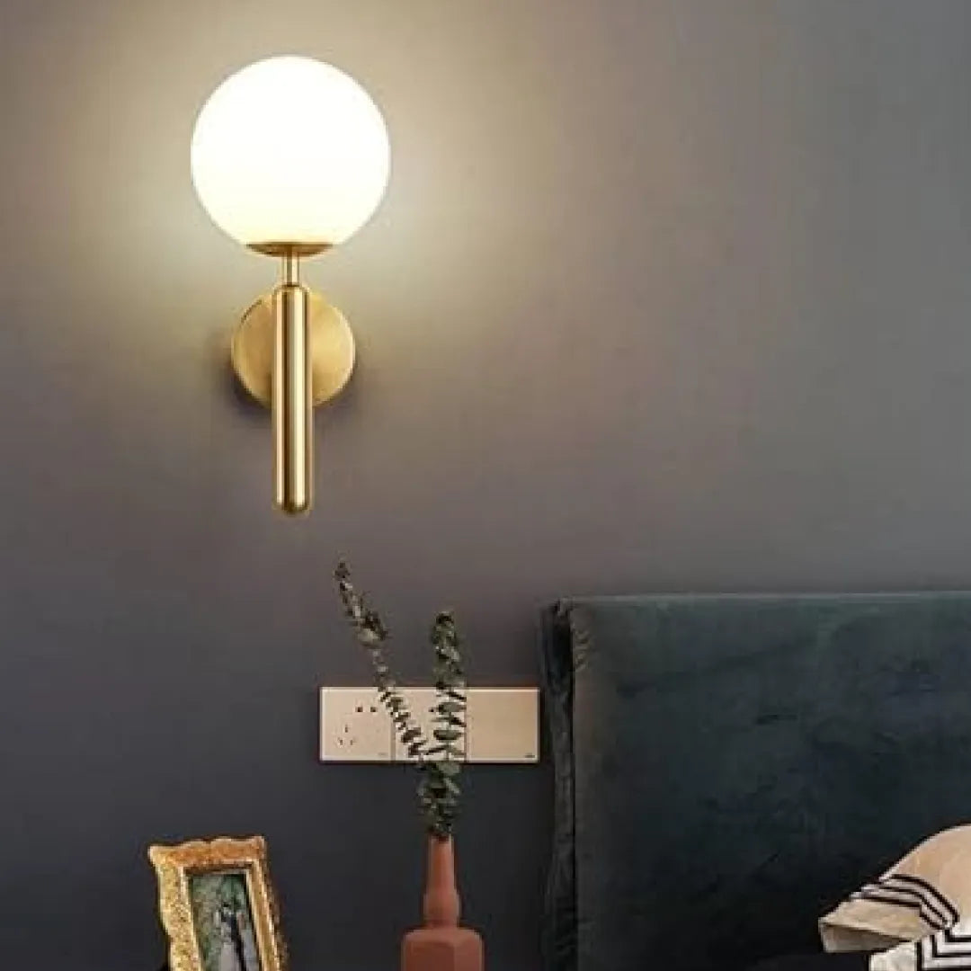 B&B Wallchiere Wall Lamp