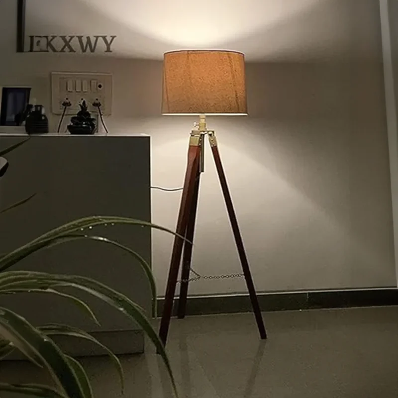 B&B Modern Decorative Tripod Lamp - Image 2