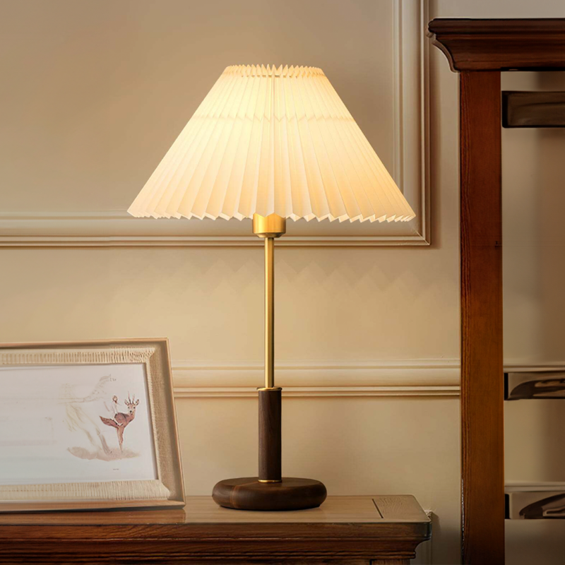 B&B Pleated Wooden Table Lamp - Image 2