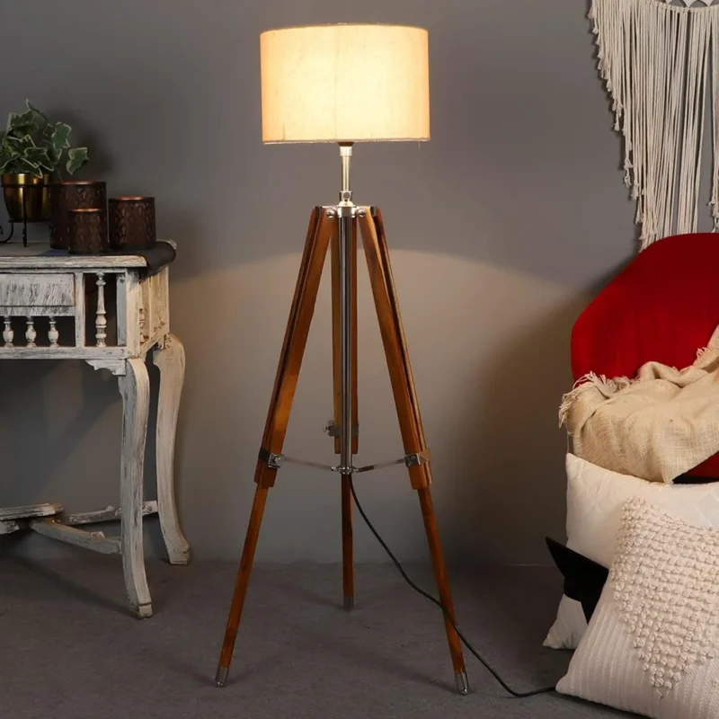 B&B Modern Decorative Tripod Lamp